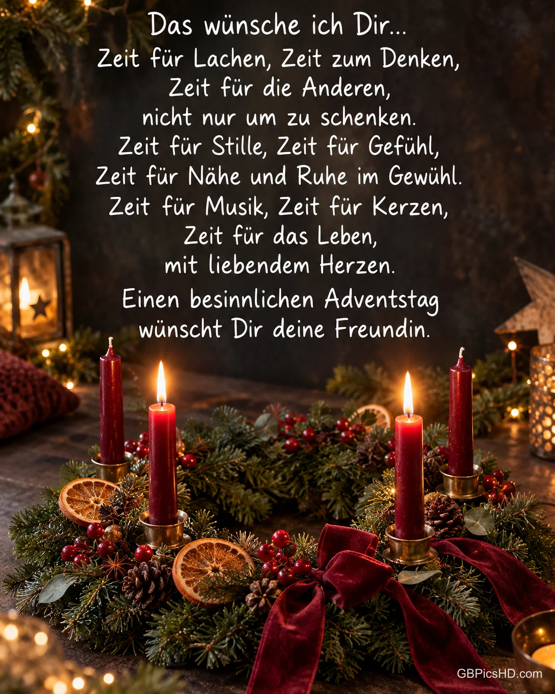 Über einem Adventskranz mit vier roten Kerzen, zwei davon brennend, steht ein Wunschtext: "Das wünsche ich Dir...". Über einem Adventskranz mit vier roten Kerzen, zwei davon brennend, steht ein Wunschtext: "Das wünsche ich Dir...".