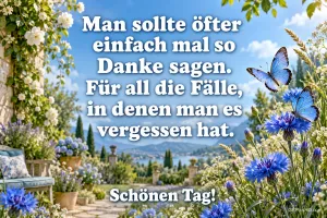 Blaue Schmetterlinge fliegen über Kornblumen in einem sonnigen Garten mit dem Gruß "Schönen Tag!".