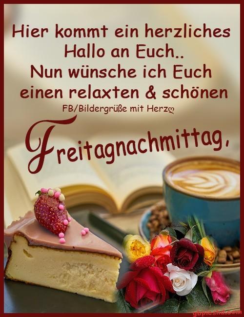 Stück Kuchen, Kaffee und Blumenstrauß auf Tisch mit Buch, Wunsch für einen schönen Freitagnachmittag.