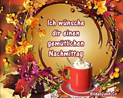 Herbstliches Bild mit einer roten Kaffeetasse und dem Wunsch für einen gemütlichen Nachmittag.