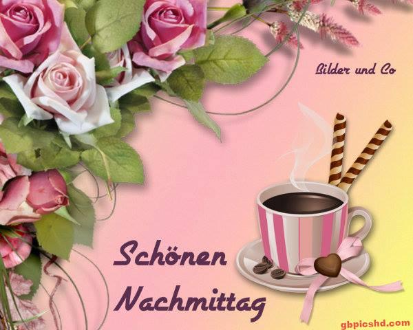Kaffeetasse mit Herzen und Rosen zur Nachmittagsgrüßung, freundlich und einladend.