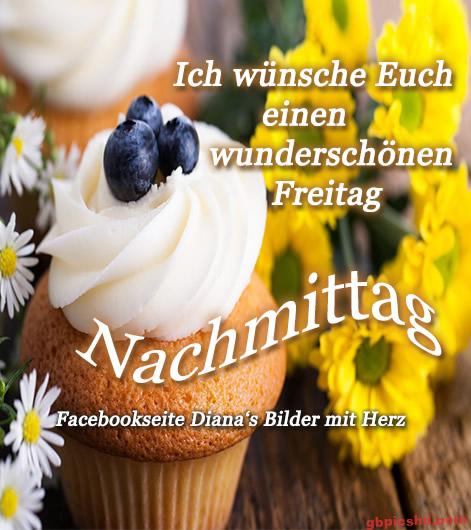 Cupcake mit Blaubeeren und weißen sowie gelben Blumen, Gruß zum Freitag Nachmittag.