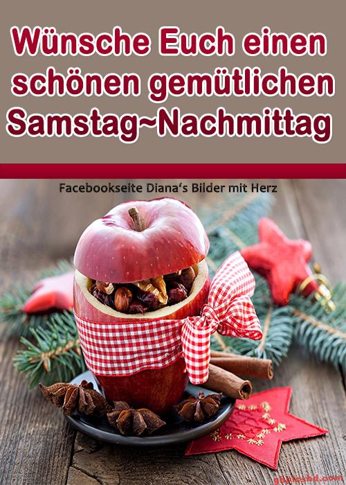 Gefüllter roter Apfel mit Dekorationen für einen gemütlichen Samstagnachmittag im Herbst oder Winter.