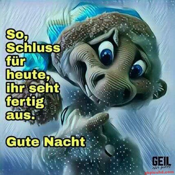 Müde Cartoonfigur mit großen Augen sagt Gute Nacht auf Deutsch.