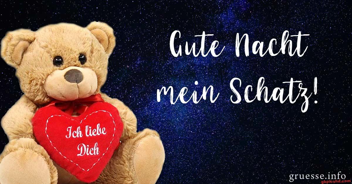 Teddybär mit Herz vor Nachthimmel zum guten Nacht sagen und Liebesbekundung.