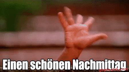 Gezeigte Hand mit fünf Fingern, Abbildung für einen schönen Nachmittag.