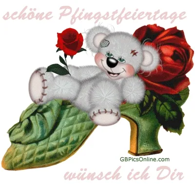 Ein niedlicher Teddybär sitzt auf einem Schuh mit einer roten Rose.