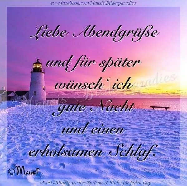 Stadtabend Gute Nacht Leuchtturm am Meer bei Sonnenuntergang, Schnee und Text mit Gute-Nacht-Wünschen.